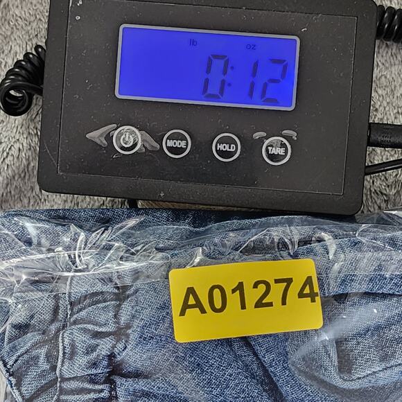 Vintage AMI Jeans Womens L Blue Pull On Denim Capri Embroidered Floral Hem - Picture 12 of 12